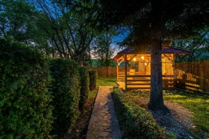 Refugiu elegant, complet mobilat, într-un cadru natural deosebit   Comarnic - imagine 4