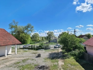 Vânzare proprietate multifuncțională, în Arcani, sat Sănătești - la DN 67 D - imagine 9