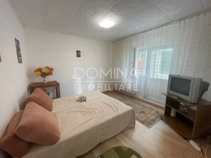 Vânzare apartament 3 camere, etaj 1, situat în Rovinari, strada Termocentralei - imagine 2
