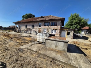 Vânzare casă cu teren impresionant, în Targu Jiu, strada Slobozia