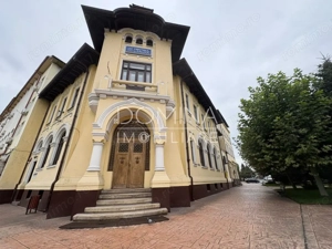 Închiriere spațiu parter ultracentral  – vad pietonal excelent, zona Victoria 