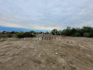 Vânzare teren intravilan, 3.063 mp, în Tg. Jiu, str Merilor - zonă în dezvoltare - imagine 6