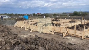 Casa individuala la CHEIE cu 4 camere 3 bai 480 mp teren pe Calea Cisnadiei - imagine 9