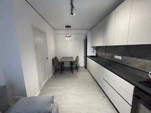 Apartament cu o camera de inchiriat in zona Isho - imagine 3
