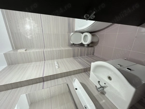 Închiriez apartament 2 camere  - imagine 2