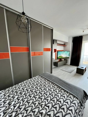 garsoniera bloc Nou zona Tineretului cu CENTRALA - imagine 9