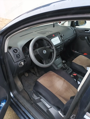 Golf 5 plus 1.6  benzina