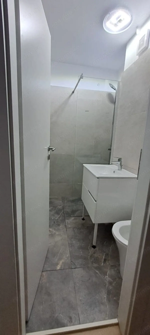 Apartament 2 camere, decomandat, Piata Victoriei, complet renovat, parter. - imagine 9