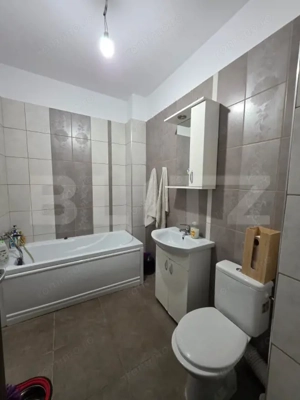 EXCLUSIVITATE! STUDIO DECOMANDAT, ETAJ INTERMEDIAR, PARCARE - imagine 4