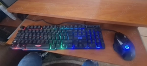 Vand Pc gaming lenovo complet. Unitate+Monitor+ tastatura mouse