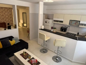Apartament 2 camere 10 min metrou Aparatorii Patriei/centrala proprie - imagine 2