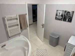 Apartament 2 camere 10 min metrou Aparatorii Patriei/centrala proprie - imagine 9