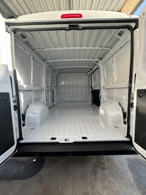 Citroen Jumper 2.2 120CP FWD - 10mc L2H1 3.0T - auto NOU - 5 ani garantie!!! - imagine 5