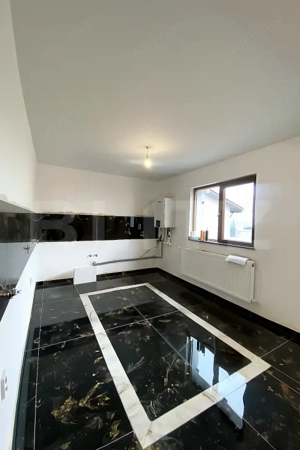 Casa moderna cu 210 mp utili, terase inchise si finisaje premium – Campenesti - imagine 3