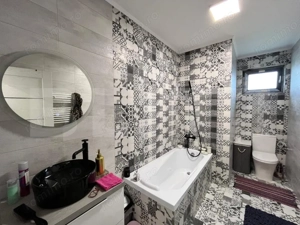 Duplex nou mobilat/utilat modern, P + E de 101 mp utii, cu teren 190 mp, Damila - imagine 12