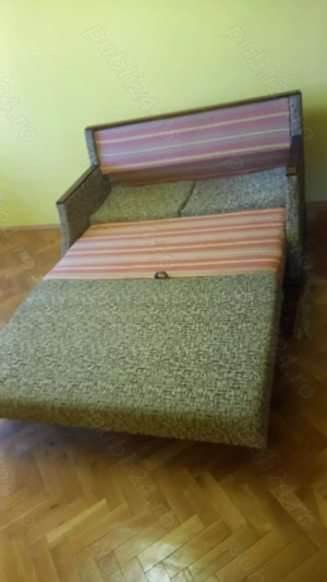 Vand o canapea extensibila de 2 locuri, din material textil, în stare foarte buna, ca noua,în Mures - imagine 5