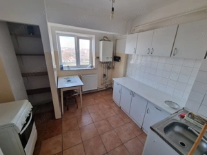 KM 5-garsoniera in bloc de apartamente - imagine 7