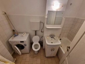 KM 5-garsoniera in bloc de apartamente - imagine 9