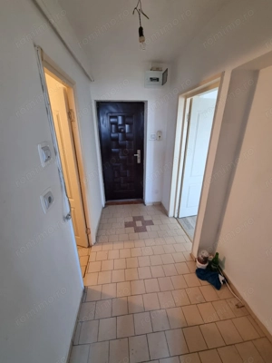 KM 5-garsoniera in bloc de apartamente - imagine 8