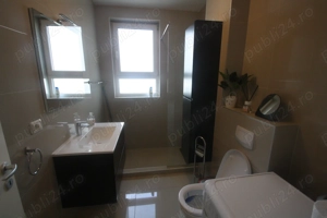 Proprietar inchiriez apartament in BLOC NOU, pe termen lung