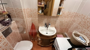 Apartament 4 camere, renovat și mobilat complet,  etaj 1, zona Centru Civic - imagine 9