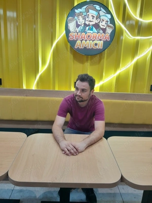 Prietenii, amicii, beneficii