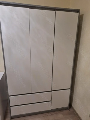 Vand mobila dormitor