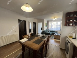 Casa cu 4 camere 2 bai si curte proprie in zona Arhitectilor - imagine 16