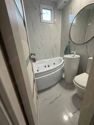 De vanzare apartament 4 camere Drumul Taberei - imagine 4