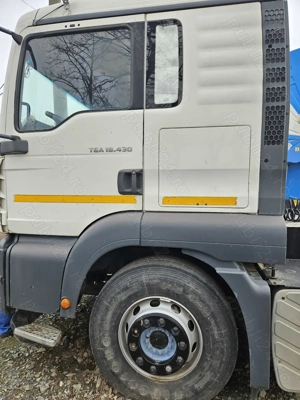 Dezmembrez Man Tga 2005 motor D2066 - imagine 2