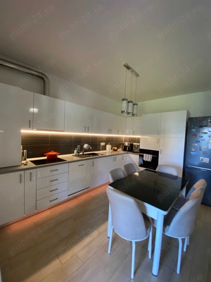 Casă tip duplex pe parter, Mosnita Veche