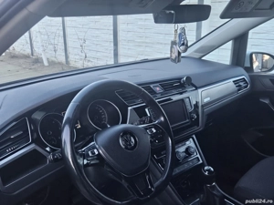 Volkswagen Touran 7 locuri - imagine 4