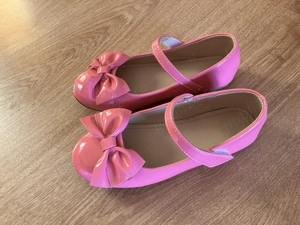 Vând balerini roz pentru fetițe, mărimea 30