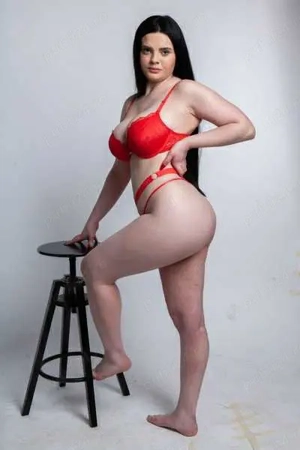 Bună, mă numesc deea am revenit în orașul tău 