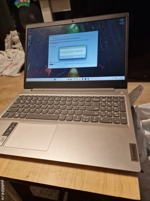 Laptop Lenovo Ideapad 3 