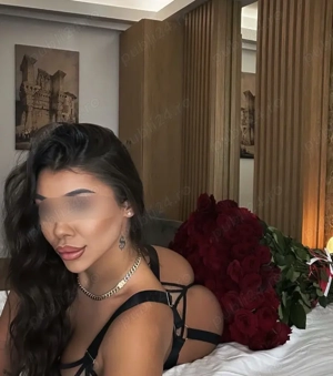 Deplasari Ne desparte un telefon