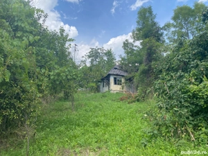 Vândă teren cu casa demolabila  - imagine 5
