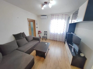 Titan Metrou 1 Decembrie - imagine 3