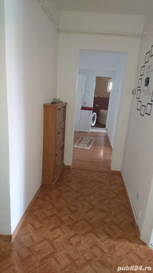 inchiriez apartament 3 camere