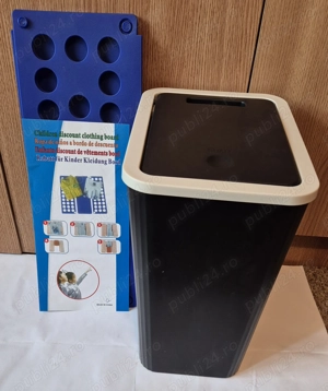Placă reglabilă organizator tricouri + coș de gunoi 