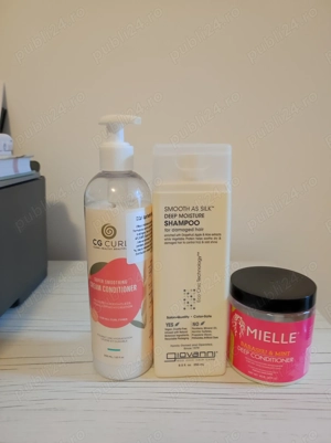 Vând produse îngrijire păr creț 