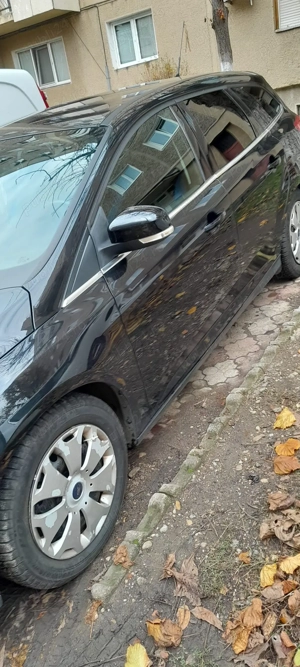 Vând Ford Focus Mk3 -1.6 TDCi - 2012 - imagine 2