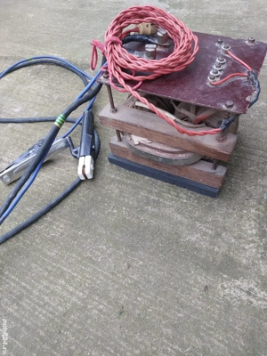 Aparat electric de sudura