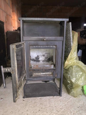 Semineu Din tabla cu usa din sticla 