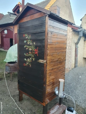 vand afumatoare traditionala