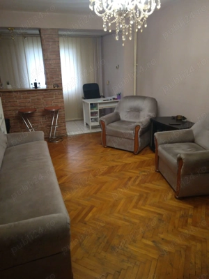 Particular,apartament fara risc seismic,spatios,geam la baie,mobilat,spatii depozitare,metrou 10 min - imagine 2