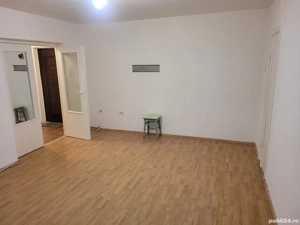 Închiriez apartament cu o camera zona Dimitrie Cantemir Galați telefon    - imagine 5
