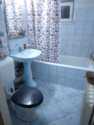 Particular,apartament fara risc seismic,spatios,geam la baie,mobilat,spatii depozitare,metrou 10 min - imagine 6