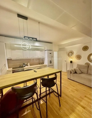 3 Camere, Stefan cel Mare, Bloc Nou, Parcare, Centrala Proprie, Pet Friendly, 9 min Metrou - imagine 2