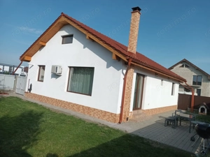 Casa moderna, spre vanzare, in Nazna, zona excelenta/linistita - imagine 8